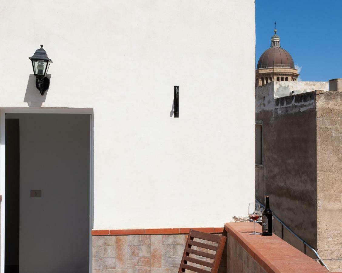 Il Cortile Degli Artisti Bed & Breakfast มาร์ซาลา ภายนอก รูปภาพ